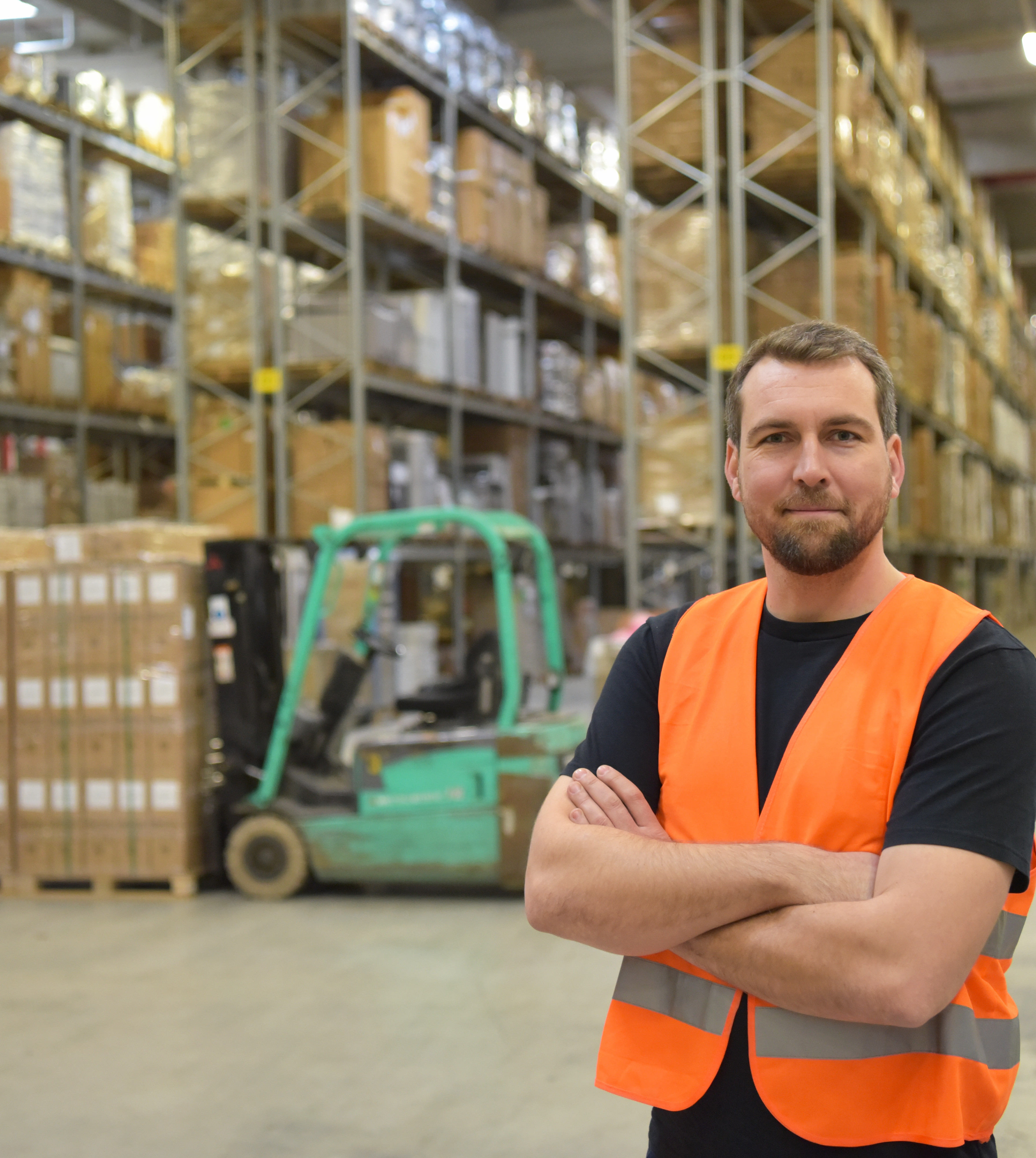 Warehouse specialist (m/f/d), <br>focus on warehouse logistics in the paper warehouse Warehouse specialist (m/f/d), <br>focus on warehouse logistics in the paper warehouse